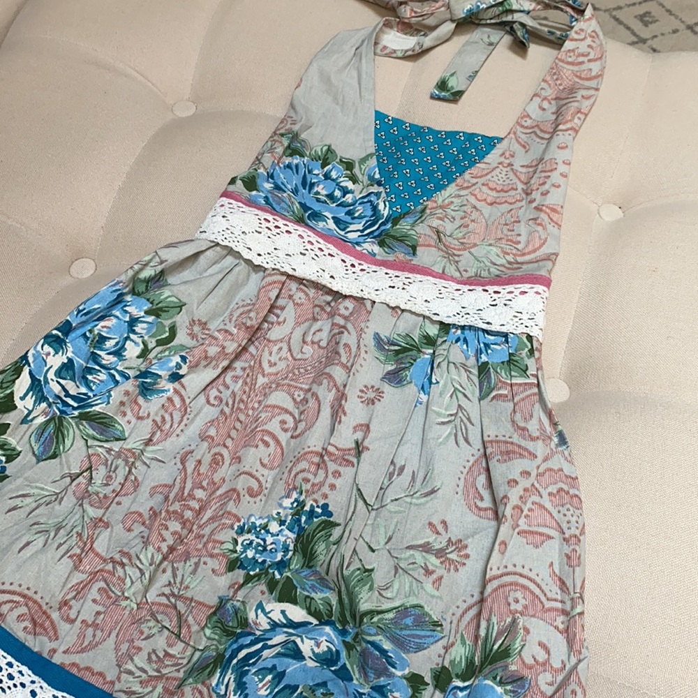 apron